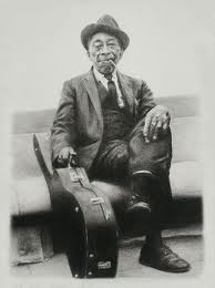 mississippijohn2.jpg